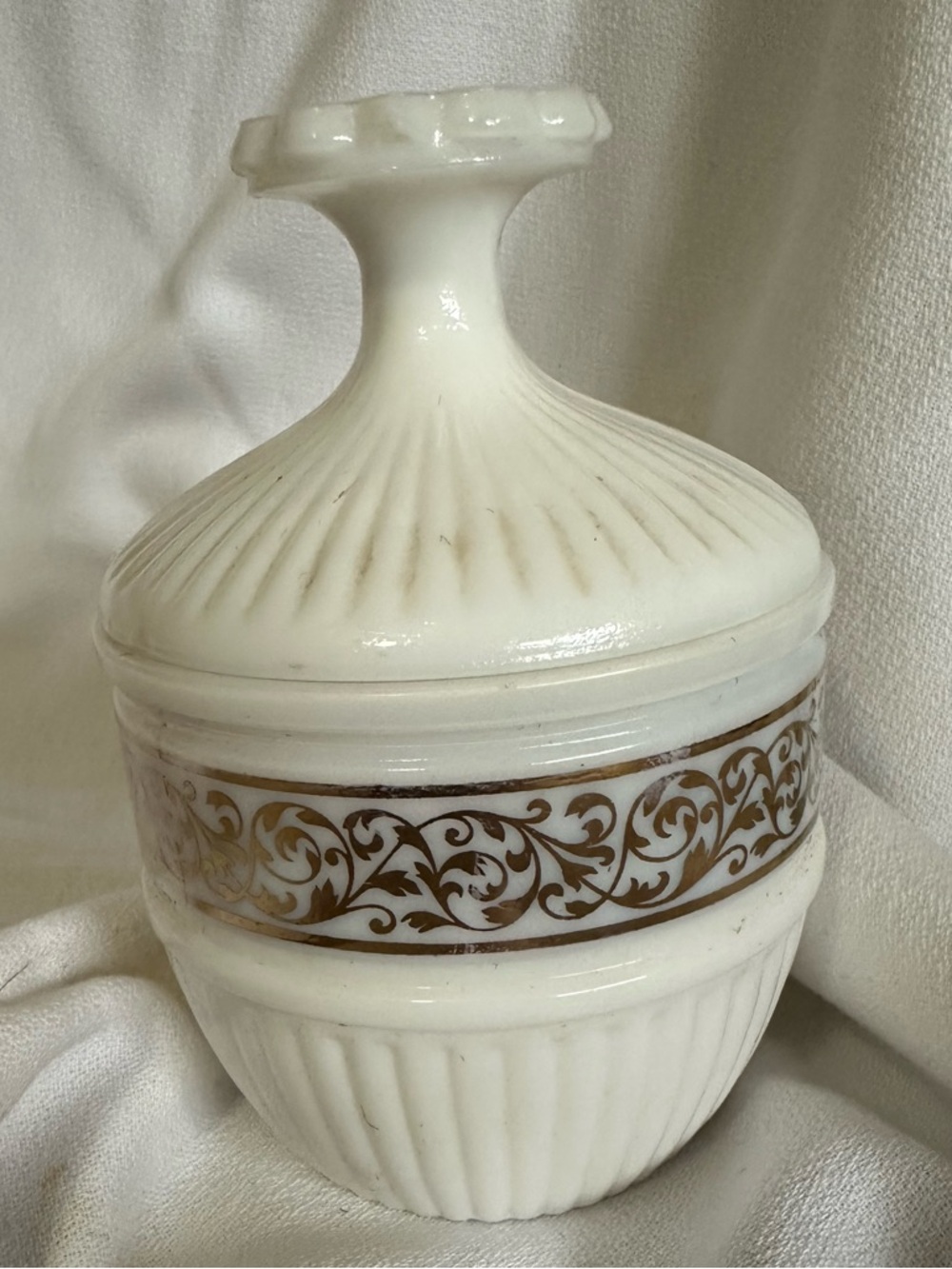 Avon White Milk Glass Covered Vanity Jar with Gold Scroll Accent (3 1/2” x 5”)